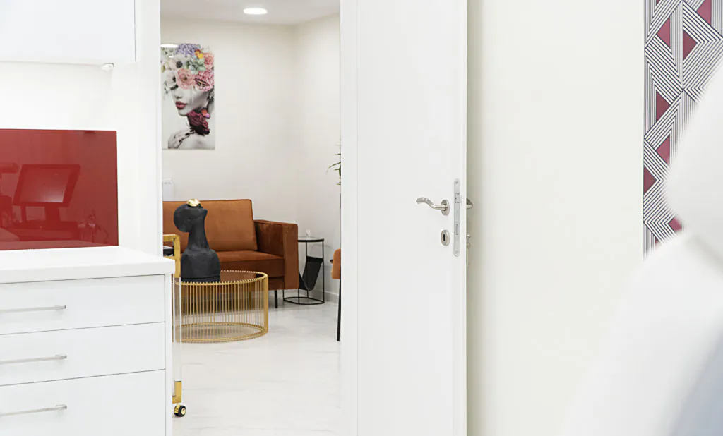View of the waiting lounge from the examination room